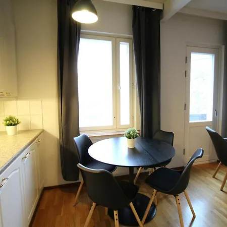 And Spacious For 4 With Sauna Apartman